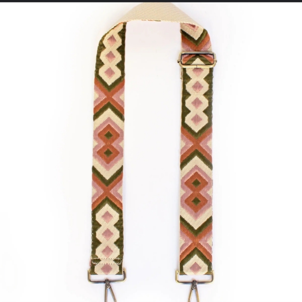 Cluci- Crossbody/ Handbag Strap (Multicolor/Gold)